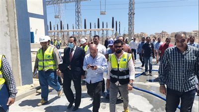 محافظ شمال سيناء يتفقد محطات الكهرباء الجديدة بالعريش | صور