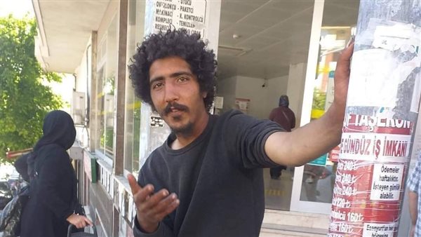 الشاب معتصم بتركيا