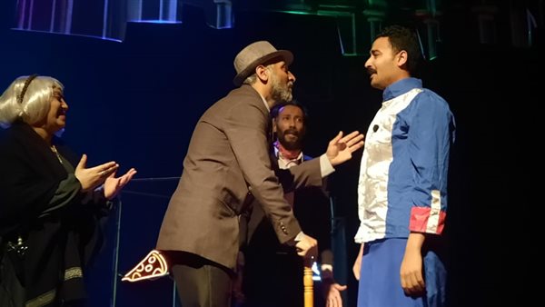 أحد العروض المسرحية