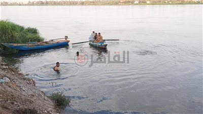 البلد كلها بتدور عليه.. أسرة طفل غرق في نهر النيل بالمنيا: « مفقود منذ 8 أيام ومش لاقيين الجثمان»| صور وفيديو