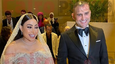 أول ظهور للمطربة بوسي وزوجها هشام ربيع من حفل الزفاف