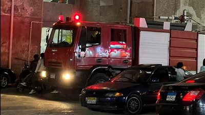 بسبب مفتاح مروحة.. السيطرة على حريق بوحدة سكنية ببورسعيد | صور 