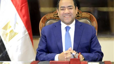 التنظيم والإدارة: الانتهاء من نقل 3579 موظفا من الشئون الصحية والتأمين الصحي ببورسعيد إلى هيئة الرعاية الصحية