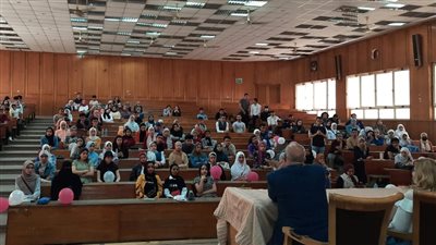 فعاليات ندوة إبراز الفكر السليم ومخاطر التطرف بآداب عين شمس | صور 