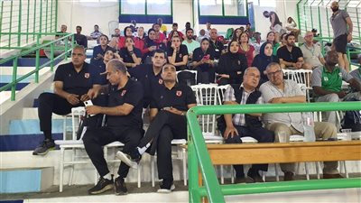 الصافي وجهاز الأهلي يتابع مواجهة قرطاج والبنك الكيني بالبطولة الإفريقية للطائرة
