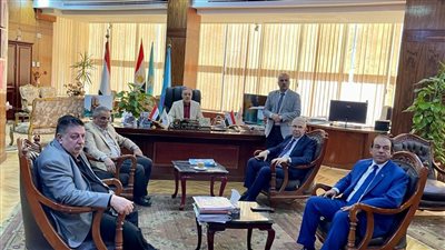 رئيس جامعة طنطا يتابع الموقف التنفيذي للمستشفيات الجارى إنشاؤها