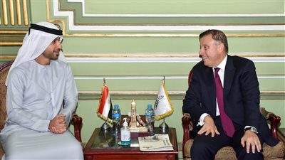 رئيس جامعة عين شمس يستقبل الملحق الثقافي لدولة الإمارات