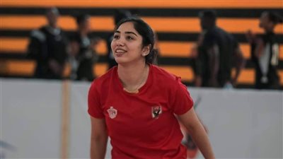 ندى وليد لاعبة طائرة الأهلي: مواجهة الأنابيب الكيني صعبة