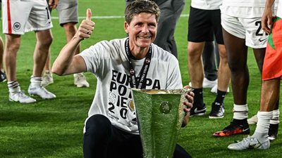 مدرب فرانكفورت على رادار ريال مدريد لخلافة كارلو أنشيلوتي