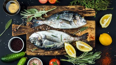 البلطي بـ 40 جنيهًا للكيلو والخوخ بـ 15.. تعرف على أسعار الأسماك والفاكهة بالأسواق | بث مباشر 