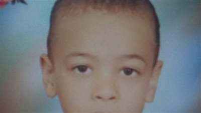 من حفظة القرآن الكريم.. مصرع طفل دهسته سيارة ميكروباص أثناء لعبه أمام منزله بالغربية