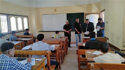 3570 طالبًا وطالبة يؤدون امتحانات الدبلومات الفنية بالبحر الأحمر