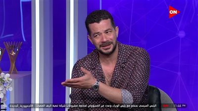 شريف سلامة عن رأيه في القبلات بالأعمال الفنية: لو حضن أوكية لكن قُبلة لأ