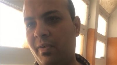 والد الطفلة سجدة قبل جلسة النطق بالحكم: أمي وزوجتي بيبكوا قدام القاعة أملا في الحصول على القصاص | بث مباشر