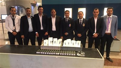 جمارك مطار الغردقة تضبط محاولة تهريب مستلزمات جراحة الفم والأسنان