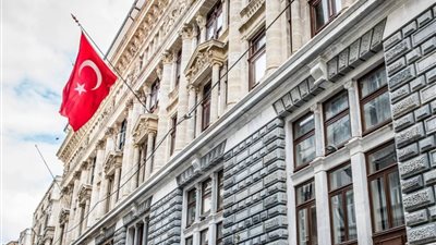 البنك المركزي التركي يثبت أسعار الفائدة عند 14%