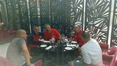 نجم الزمالك السابق يزور بعثة الأهلي في المغرب
