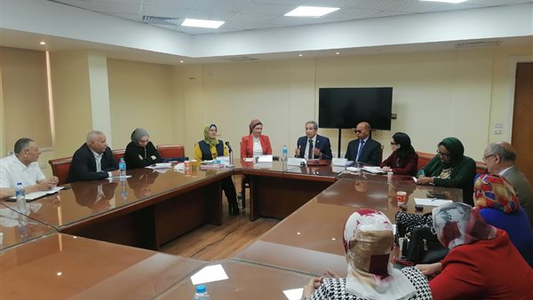 جانب من الندوة 