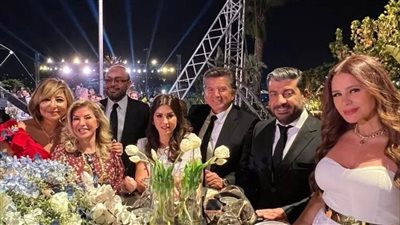 كارول سماحة ووليد توفيق يحييان حفل زفاف ابنة مدحت العدل | فيديو وصور