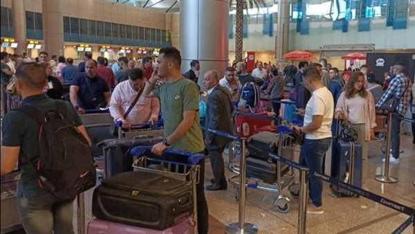 جماهير الأهلي تغادر