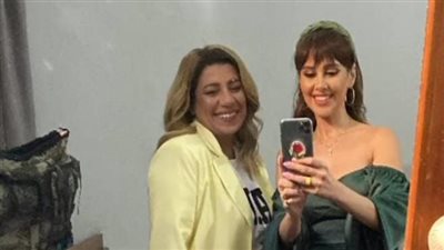 ياسمين رئيس تشارك جمهورها بصورة من كواليس فيلمها خطة مازنجر