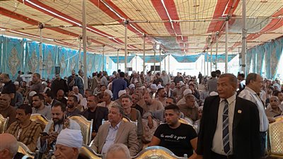 بحضور أمني وشعبي.. الكفن ينهي خصومة ثأرية بين عائلتين بسوهاج | صور