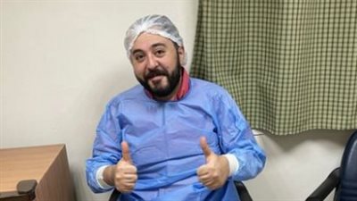 آخر تطورات الحالة الصحية لـ عمرو عبد العزيز بعد خضوعه لعملية جراحية