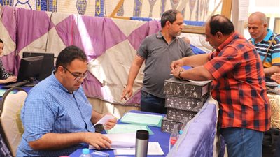 القوى العاملة: فرز أصوات الناخبين بالمرحلة الثانية للمنظمات النقابية اليوم.. وإعلان النتائج والتظلم منها غدا