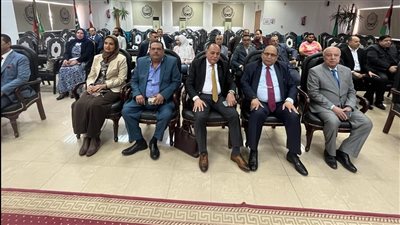 عميد كلية النقل الدولي ببورسعيد: هدفنا تعزيز الاستفادة من المنطقة الاقتصادية وتحول مصر إلى مركز لوجستي عالمي| صور وفيديو