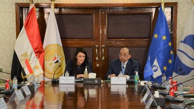 وزيرا التنمية المحلية والتعاون الدولي يشهدان توقيع بروتوكولات لتطهير مصرف كيتشنر