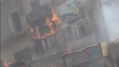 اندلاع حريق هائل بأحد المطاعم في مدينة إدفو بأسوان | فيديو