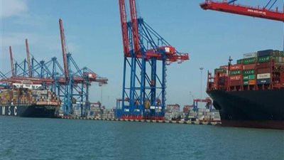 ميناء غرب بورسعيد يستقبل السفينة MARIA QUEEN لتفريغ 3593 طن رخام