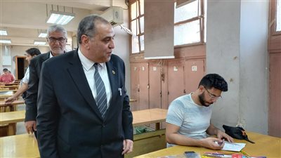 رئيس جامعة حلوان: تسخير كافة الإمكانيات المتاحة لخدمة الطلاب أثناء الامتحانات 
