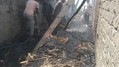 ارتفاع عدد مصابي حريق 3 منازل بقنا إلى 4 أشخاص | صور