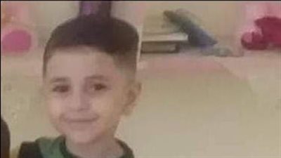 اعتدى والده عليه.. إصابة طفل بنزيف في المخ وكسر بالجمجمة وغيبوبة تامة في بورسعيد 