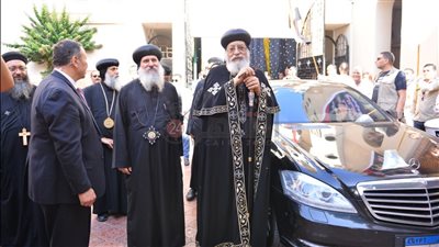 البابا تواضروس الثاني يصل كفر الشيخ لترؤس قداس عيد دخول المسيح أرض مصر │ صور