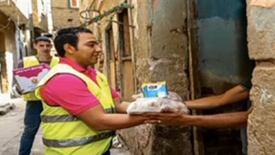 تحيا مصر يوفر 44 طن خضروات وأغذية وألبان لـ 2000 أسرة بالجيزة