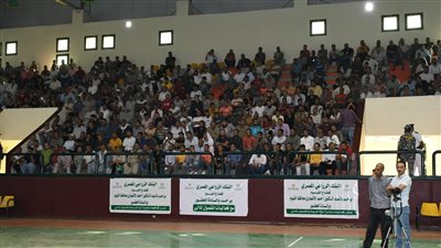 محافظ الفيوم يشهد القرعة العلنية لتسليم 137 سيارة أجرة داخلي: تمت بصورة علنية أمام جميع المتقدمين ضمانًا للشفافية 