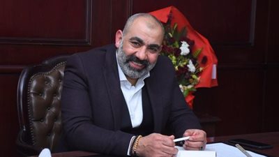 محسن منصور: استمرار عرض مسرحية هاملت بالمقلوب حتى هذا الموعد