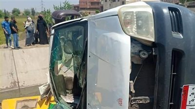 بينهم أطفال.. إصابة 11 عاملًا زراعيًا في حادث تصادم بالدقهلية 