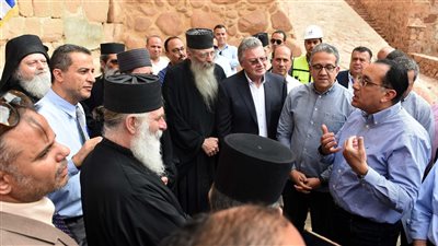 رئيس الوزراء لآباء دير سانت كاترين: التطوير له أهمية كبيرة لقطاع السياحة الروحانية