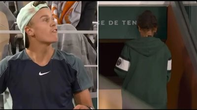 الابن العاق.. لاعب تنس يطرد أمه من مدرجات رولان جاروس بفرنسا | فيديو 