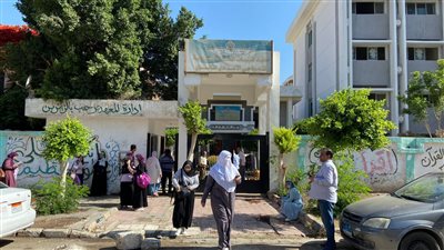 طلاب وطالبات الثانوية الأزهرية يتوافدون على اللجان لأداء امتحانات اليوم الأول  
