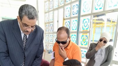 عميد كلية التربية بالغردقة يتفقد سير امتحانات نهاية العام للفرقة الأولى | صور