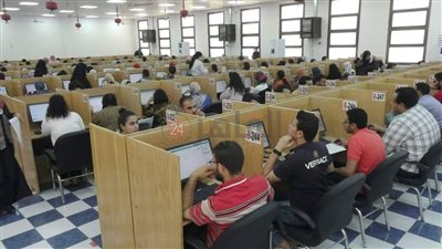 رئيس جامعة المنيا يتابع إجراءات امتحانات كليتي الصيدلة والتربية الفنية 