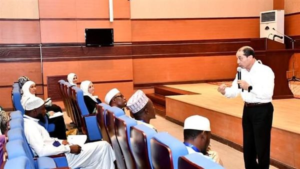 عميد إعلام القاهرة