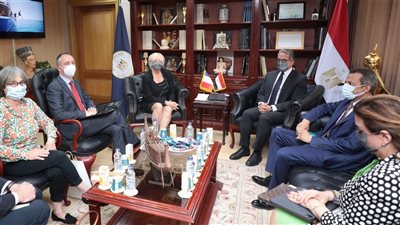 وزير السياحة يبحث سبل تعزيز التعاون مع فرنسا بمجال الآثار