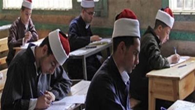 اليوم.. طلاب العلمي بالثانوية الأزهرية 2024 يؤدون امتحان التفاضل والتكامل