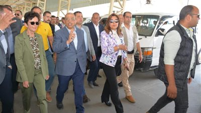 التنمية المحلية: تطوير وتحديث مواقف نقل الركاب وزيادة موارد المحافظات وتوفير فرص عمل