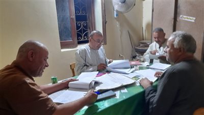 وكيل زراعة الفيوم يفاجئ الجمعية الزراعية بالكعابي بزيارة ليلية لمتابعة توريد القمح